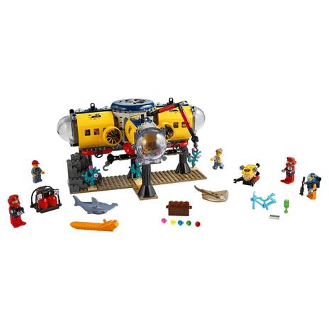 LEGO City 60265 Base per Esplorazioni Oceaniche, Sottomarino Giocattolo, Animali Marini Squalo e Manta, Giochi per Bambini - 9