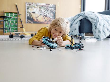 LEGO Speed Champions (76898). Formula E Panasonic Jaguar Racing GEN2 car & Jaguar I-PACE eTROPHY - 9