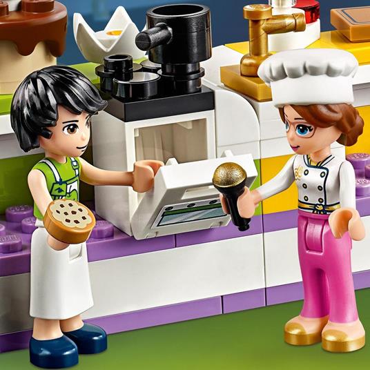 LEGO Friends 41393 Concorso di Cucina, Set con Torte e 3 Mini Bamboline, Giochi Creativi per Bambina e Bambino dai 6 Anni - 8