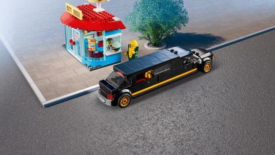 LEGO® City 60271 Piazza principale - 4