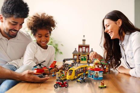 LEGO® City 60271 Piazza principale - 7