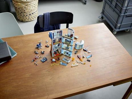 LEGO Marvel Super Heroes (76166). Battaglia sulla torre degli Avengers - 8