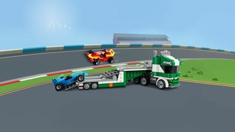 LEGO Creator 31113 3 in 1 Trasportatore di Auto da Corsa, Kit di Costruzione, Camion con Rimorchio, Gru e Rimorchiatore - 9