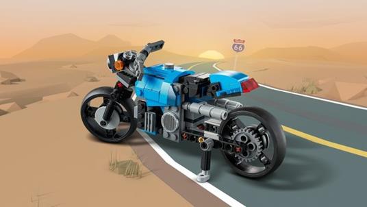 LEGO Creator 31114 3 in 1 Superbike, Kit di Costruzione Moto Sportiva o Classica o Hoverbike, Veicoli Giocattolo per Bambini - 11