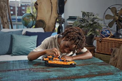 LEGO Technic 42120 Hovercraft di Salvataggio, Aereo, Kit di Costruzione 2 in 1, Veicoli Giocattolo per Bambini - 11