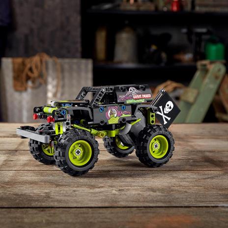 LEGO Technic 42118 Monster Jam Grave Digger, Kit 2 in 1 da Truck a Buggy Fuoristrada con Azione Pull-Back, Giochi per Bambini - 7
