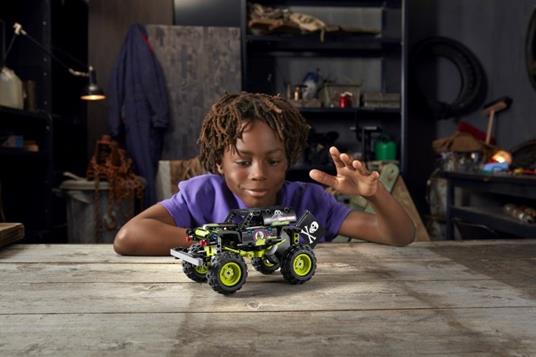 LEGO Technic 42118 Monster Jam Grave Digger, Kit 2 in 1 da Truck a Buggy Fuoristrada con Azione Pull-Back, Giochi per Bambini - 10