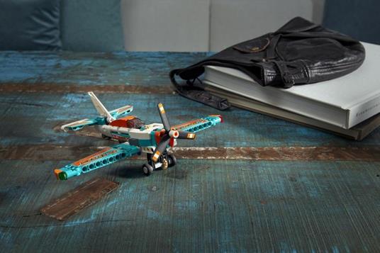 LEGO Technic 42117 Aereo da Competizione e Jet a Reazione, Kit di Costruzione 2 in 1 per Bambini, Idea Regalo - 9