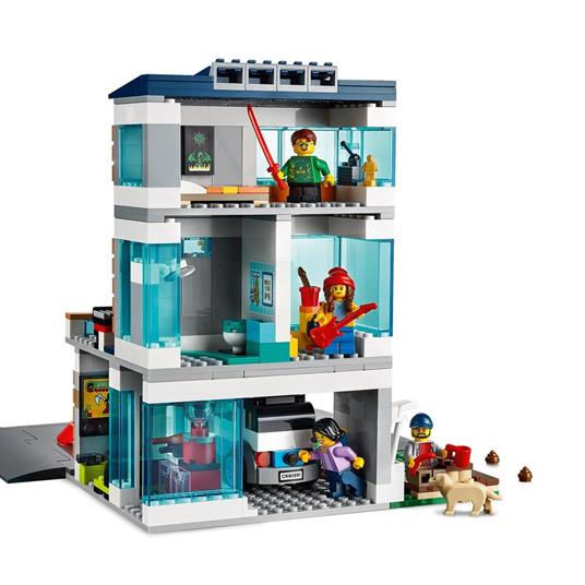 LEGO City 60291 Villetta Familiare, Casa delle Bambole, Giochi per Bambini dai 5 Anni, 4 Minifigure, Idee Regalo - 4