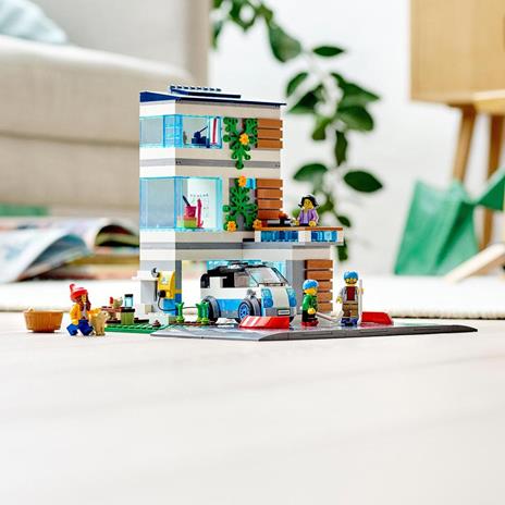 LEGO City 60291 Villetta Familiare, Casa delle Bambole, Giochi per Bambini dai 5 Anni, 4 Minifigure, Idee Regalo - 8