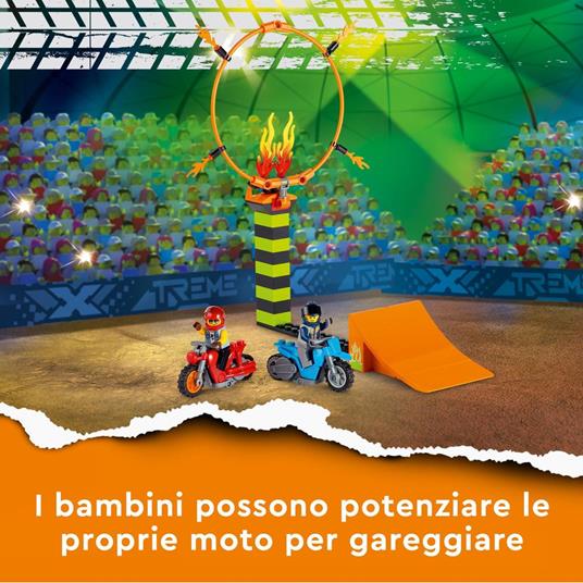 LEGO City 60299 Stuntz Competizione Acrobatica, Set con 2 Moto Giocattolo, Cerchio di Fuoco e Minifigure di Duke DeTain - 3