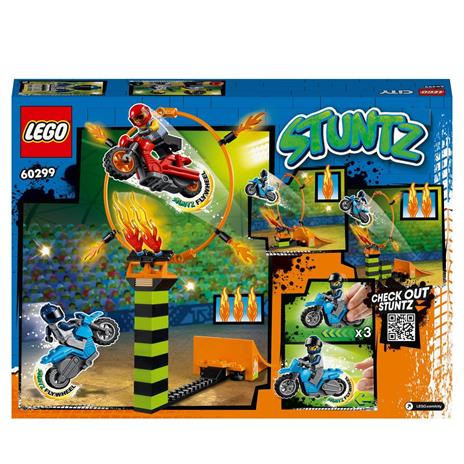 LEGO City 60299 Stuntz Competizione Acrobatica, Set con 2 Moto Giocattolo, Cerchio di Fuoco e Minifigure di Duke DeTain - 8