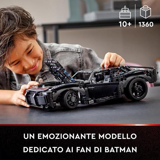LEGO Technic 42127 BATMOBILE DI BATMAN, Modellino Auto da Costruire con Mattoncini Luminosi, Set del Film del 2022 - 2