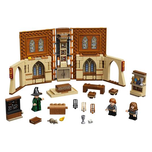 LEGO Harry Potter 76382 Lezione di Trasfigurazione a Hogwarts, Libro di Incantesimi con Minifigure Professoressa McGranitt - 8