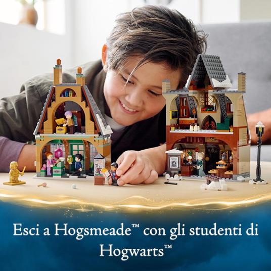 LEGO Harry Potter 76388 Visita al Villaggio Di Hogsmeade, 2 Case Giocattolo e 6 Minifigure, Giochi per Bambini da 8 Anni - 3