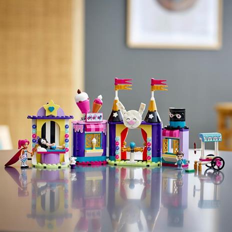 LEGO Friends 41687 Gli Stand del Luna Park Magico, Costruzioni per Bambini dai 6 Anni con 2 Mini Bamboline e 1 Micro-Doll - 7