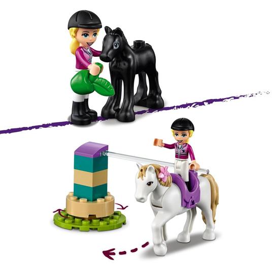 LEGO Friends 41441 Addestramento Equestre e Rimorchio, Set per Bambini dai 4 Anni con 2 Mini Bamboline e Cavallo Giocattolo - 6