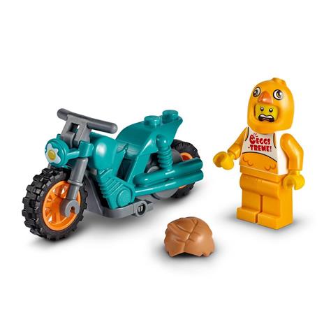 LEGO City Stuntz Stunt Bike della Gallina, Moto Giocattolo con Funzione Carica e Vai, 60310 - 3