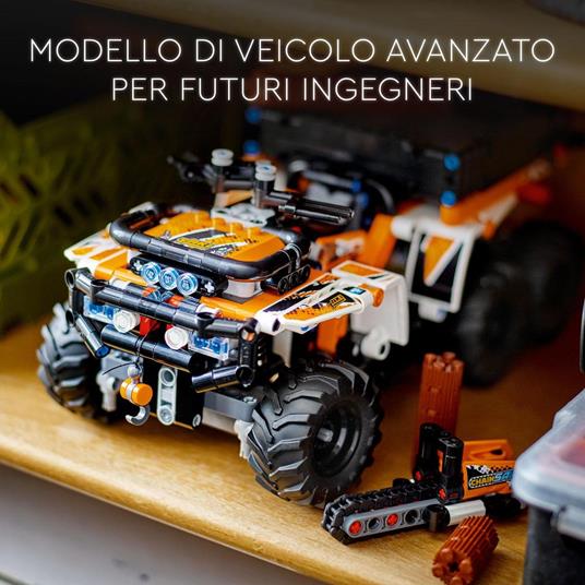 LEGO Technic 42139 Fuoristrada, Camion Giocattolo a 6 Ruote, Mattoncini da Costruzione, Giochi per Bambini di 10+ Anni - 6