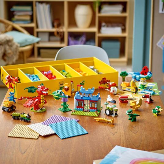 LEGO Classic 11020 Costruiamo Insieme, Set Costruzioni per Treno, Fiori e Dinosauro Giocattolo, Mattoncini per Bambini - 3