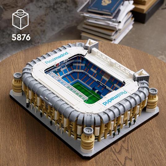 LEGO 10299 Stadio del Real Madrid – Santiago Bernabéu, Set da Collezione per Adulti, Campo da Calcio, Decorazione per la Casa - 4