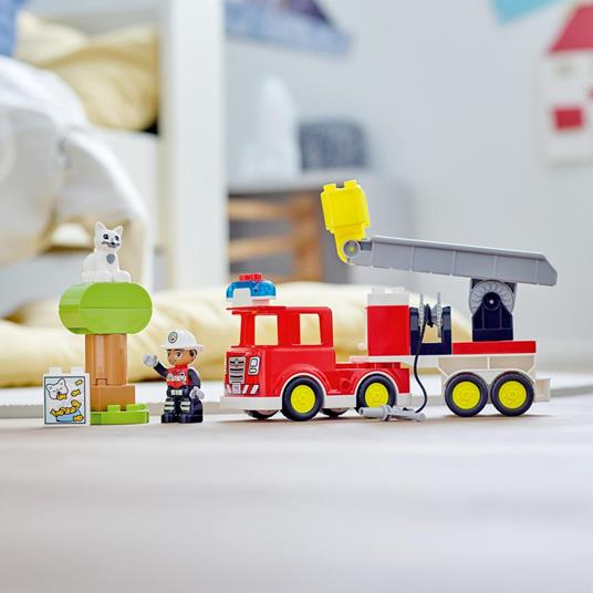 LEGO DUPLO Town Autopompa, Camion Giocattolo con Luci e Sirena, Figure Pompiere e Gatto, Giochi Educativi per Bambini, 10969 - 6