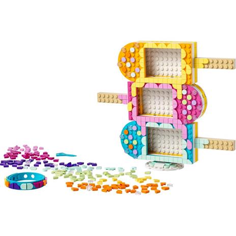 LEGO DOTS 41956 Cornici e Braccialetto - Gelato, Set Fai da Te con Portafoto, Regalo Creativo, Giochi per Bambini - 7