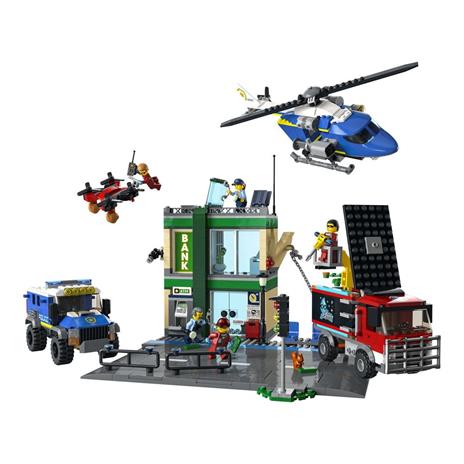LEGO City Police 60317 Inseguimento della Polizia alla Banca, con Elicottero, Drone e 2 Camion, Giocattolo Bambini 7+ Anni - 7