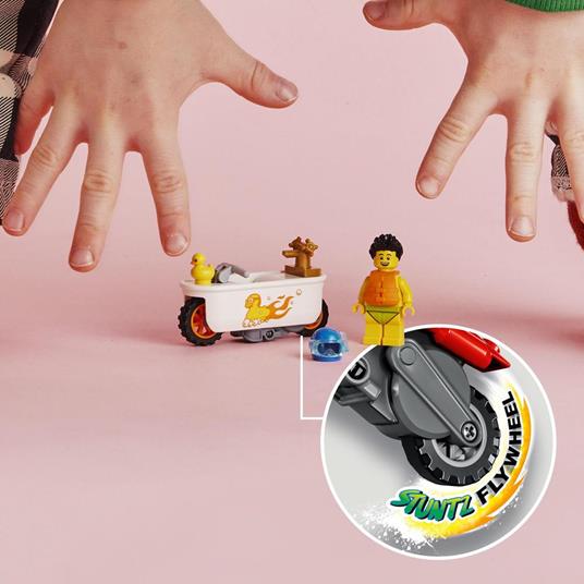 LEGO City Stuntz 60333 Stunt Bike Vasca da Bagno, Moto Giocattolo con Minifigure, Giochi per Bambini dai 5 Anni, Idea Regalo - 5