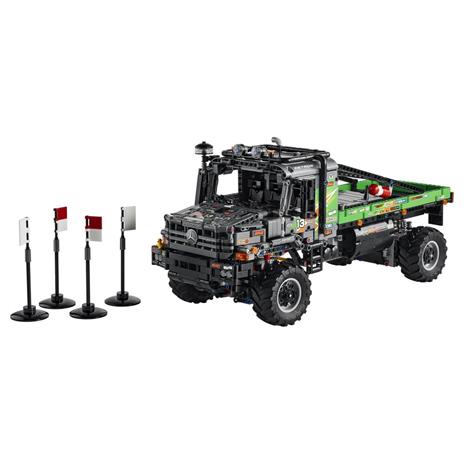 LEGO Technic 42129 Camion Fuoristrada 4x4 Mercedes-Benz Zetros, Camion Giocattolo, Macchina Telecomandata, Idea Regalo - 8