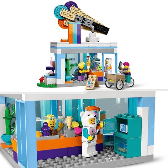 LEGO City 60363 Gelateria Giochi per Bambini 6+ anni con Carretto dei Gelati Giocattolo e 3 Minifigure Idea Regalo Set 2023 - 4