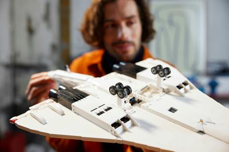 LEGO ICONS Concorde - 10