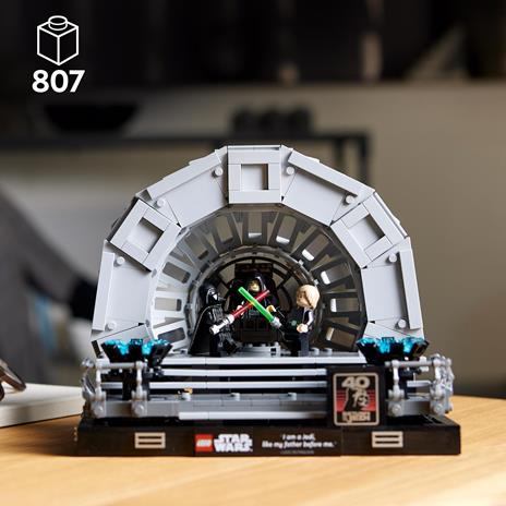 LEGO 75352 Star Wars Diorama Sala del Trono dell’Imperatore, Set Duello Spade Laser, 40° Anniversario del Ritorno dello Jedi - 2