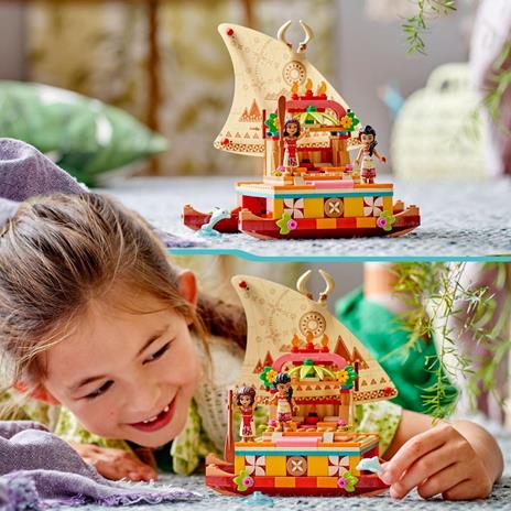 LEGO Disney Princess 43210 La Barca a Vela di Vaiana con Mini Bamboline e Delfino Giocattolo Creativo per Bambine e Bambini - 2