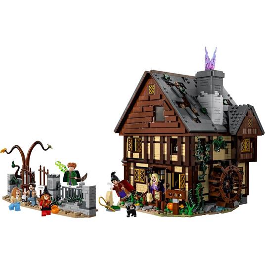 LEGO Ideas 21341 Disney Hocus Pocus: il Cottage delle Sorelle Sanderson, Modellino di Casa da Costruire, Regalo per Adulti - 7