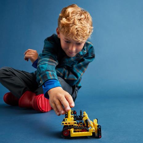 LEGO Technic 42163 Bulldozer da Cantiere, Giochi per Bambini e Bambine di 7+ Anni, Regalo per Amanti dei Veicoli Giocattolo - 6