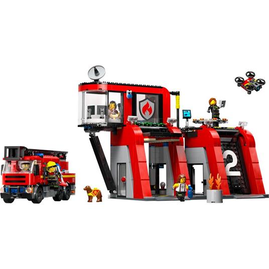 LEGO City 60414 Caserma dei Pompieri e Autopompa con Camion Giocattolo, 6 Minifigure, Cane e Accessori, Gioco per Bambini 6+ - 7