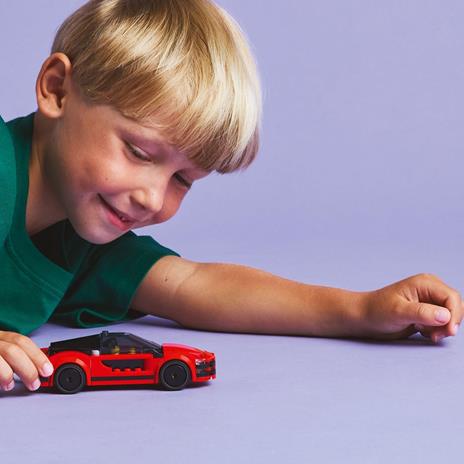 LEGO City 60448 Auto Sportiva Rossa - Macchina Giocattolo, Giochi Educativi per Bambini 5+, Regalo con Minifigure e Accessori - 6