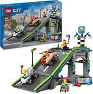 LEGO City 60460 Nessun Limite: Gara sulla Pista a Rampe, Giocattolo con 2 Modelli di Auto e 4 Minifigure, Giochi Bambini 6+