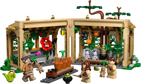 LEGO Harry Potter 7644 Castello di Hogwarts:lezione di erbologia - 2