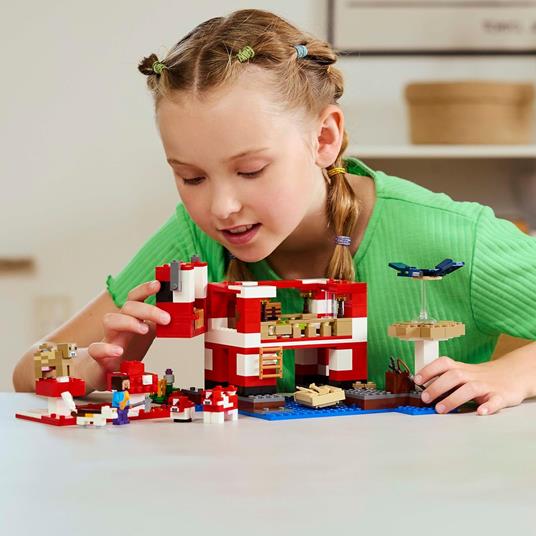LEGO Minecreaft 21270 La Casa del Mooshroom, Giochi di Ruolo Bambini 8+ con Personaggi, Animali Giocattolo, Mob e Accessori - 4
