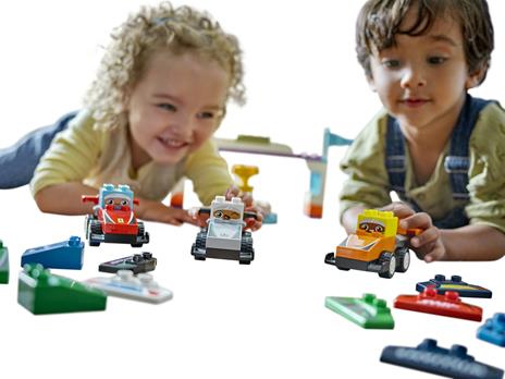 LEGO DUPLO (10445). Auto da Corsa e Piloti Team F1 - 7