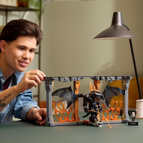 LEGO Icons 10367 Il Signore degli Anelli: Book Nook del Balrog - 6