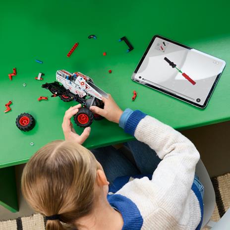 LEGO Technic (42200). Pull-Back ThunderROARus - 8