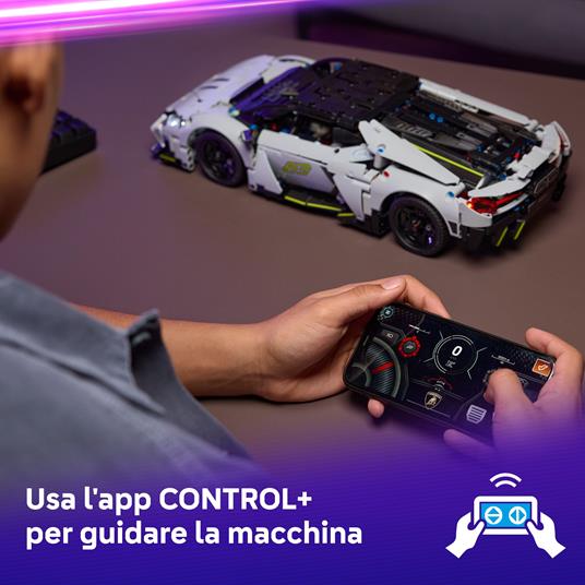 LEGO Technic (42214). Super Sports Car Lamborghini Revuelto - 3