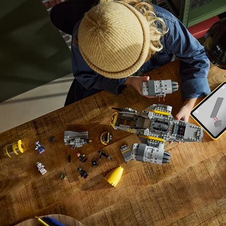 LEGO Star Wars Razor Crest - 7