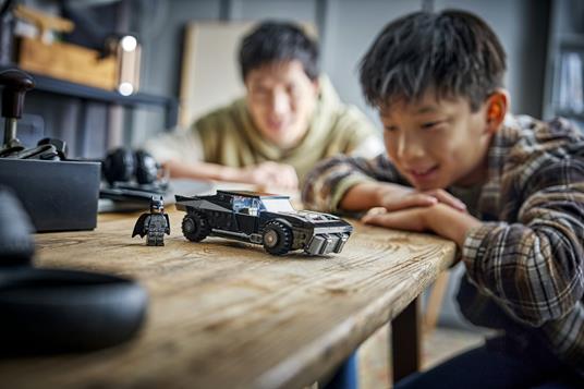 LEGO Batmobile di Batman - 4