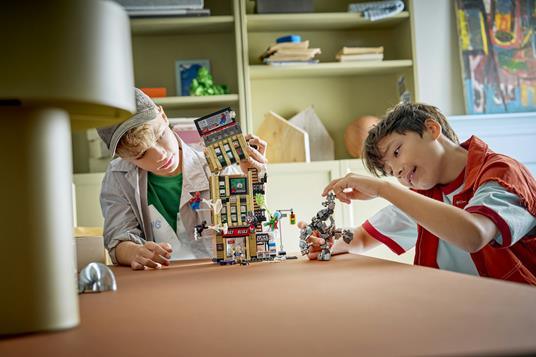 LEGO Super Heroes Marvel (76342). Spider-Man vs. Mysterio: il Daily Bugle - 3