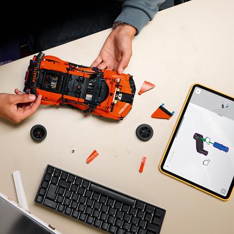 LEGO Technic (42222). Hyper Car Bugatti Chiron Pur Sport - 6