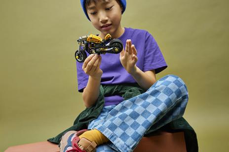 LEGO Technic Moto gialla - 3